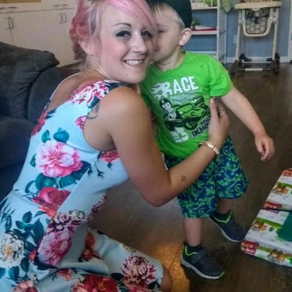 Meet your Posher, Bella - Picture 3 of 4